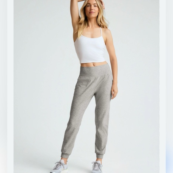 Beyond Yoga Midi Jogger Size S $110 - Picture 3 of 4